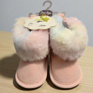 First Steps by Stepping Stones Baby Booties Size 2 Pink Faux Fur Trim Soft Crib